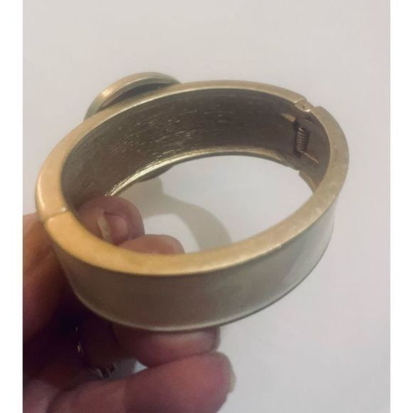 Cute BOHO BLING WHITE BRACELET - Picture 5 of 7